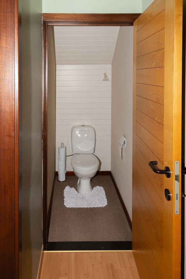 Apart toilet op de verdieping