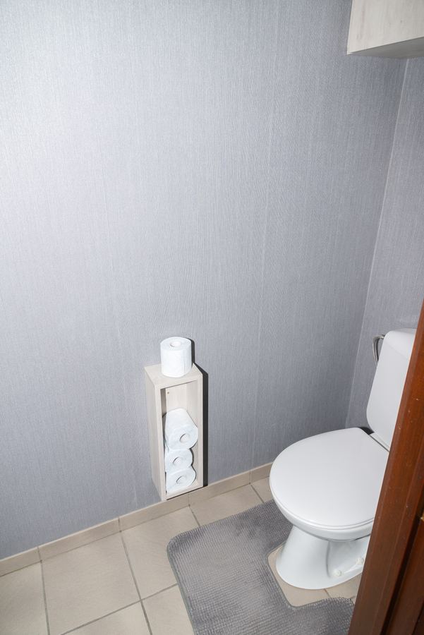 Het gastentoilet op het gelijkvloers